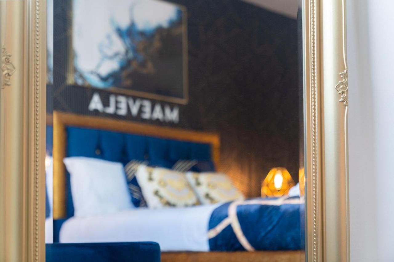 Maevela Apartments - Ultra Lavish Luxury 2 Bed Apartment City Centre - With Balcony - Free Secure Parking - Ps4 & Smart Tv'S Birmingham Buitenkant foto