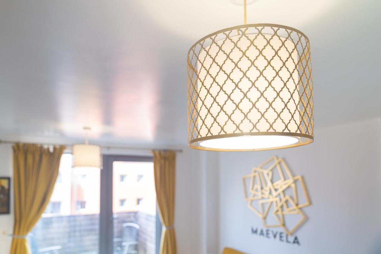 Maevela Apartments - Ultra Lavish Luxury 2 Bed Apartment City Centre - With Balcony - Free Secure Parking - Ps4 & Smart Tv'S Birmingham Buitenkant foto