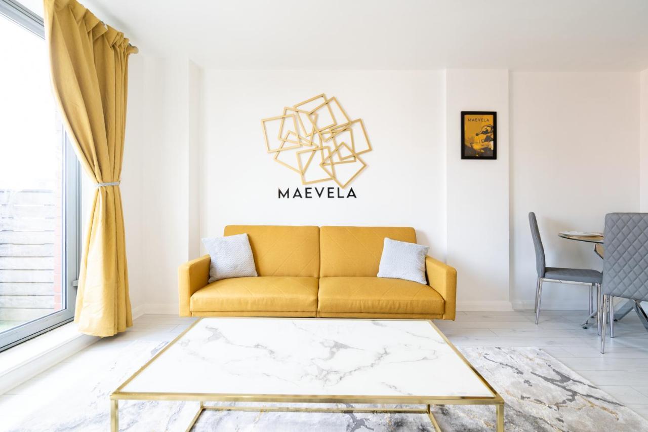 Maevela Apartments - Ultra Lavish Luxury 2 Bed Apartment City Centre - With Balcony - Free Secure Parking - Ps4 & Smart Tv'S Birmingham Buitenkant foto