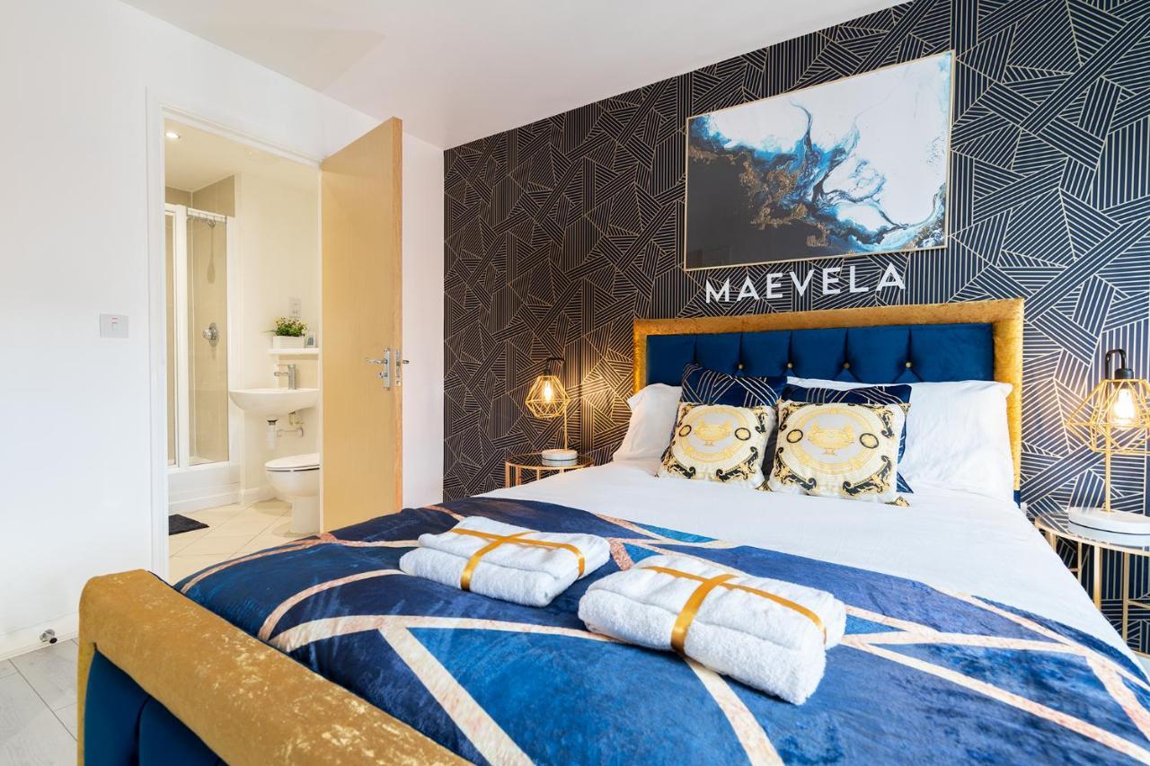 Maevela Apartments - Ultra Lavish Luxury 2 Bed Apartment City Centre - With Balcony - Free Secure Parking - Ps4 & Smart Tv'S Birmingham Buitenkant foto